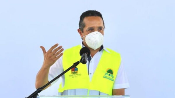 Exhortamos a cumplir los aforos establecidos en el plan “Reactivemos Quintana Roo”: Carlos Joaquín