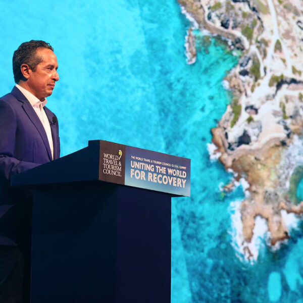 Presentan la "Iniciativa Cancún" en el marco de la WTTC 2021