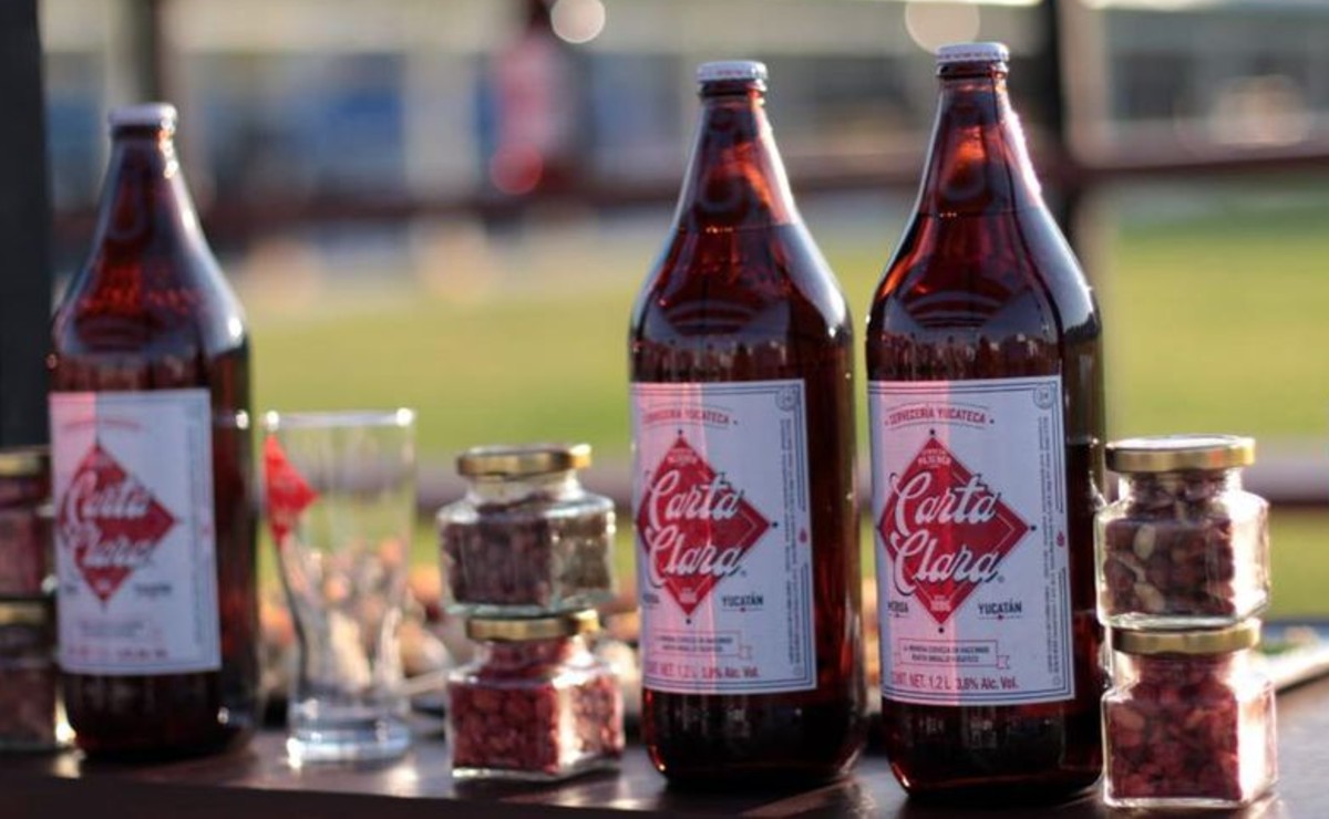 Regresa a cerveza típica Carta Clara a Yucatán
