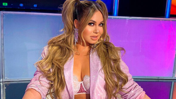 Chiquis Rivera rifa su camioneta por 2 mil pesos el boleto