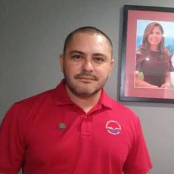 Denuncia penalmente regidor de Morena a Isaac Jánix 