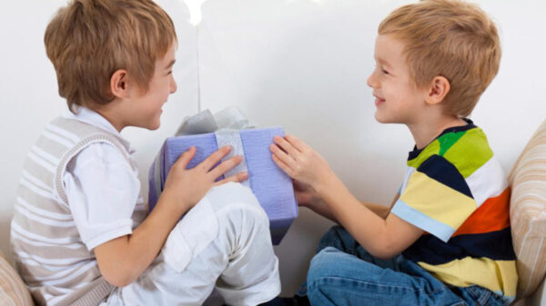 Consulta aquí las mejores ideas para darle un regalo a tu hijo este ¡Día del Niño!