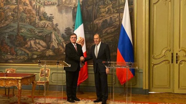 Ebrard: México inicia en mayo producción de la Sputnik V