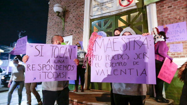 Presenta denuncia penal la profesora de la UAEM agredida durante clase en línea.