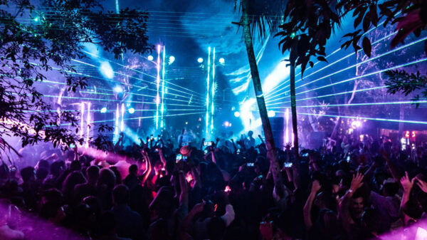 Piden turisteros de Tulum sanciones ejemplares a fiestas clandestinas