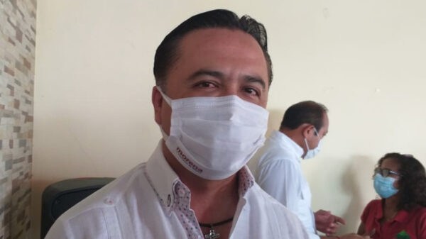 Tras destitución, se aferra Jorge Parra a Secretaria de Morena