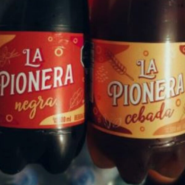 Extrabajadores de ‘Sidra Pino’ resurgen con nueva marca llamada ‘La Pionera’ en Yucatán