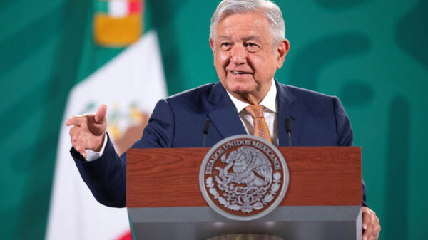 López Obrador descarta la desaparición del INE