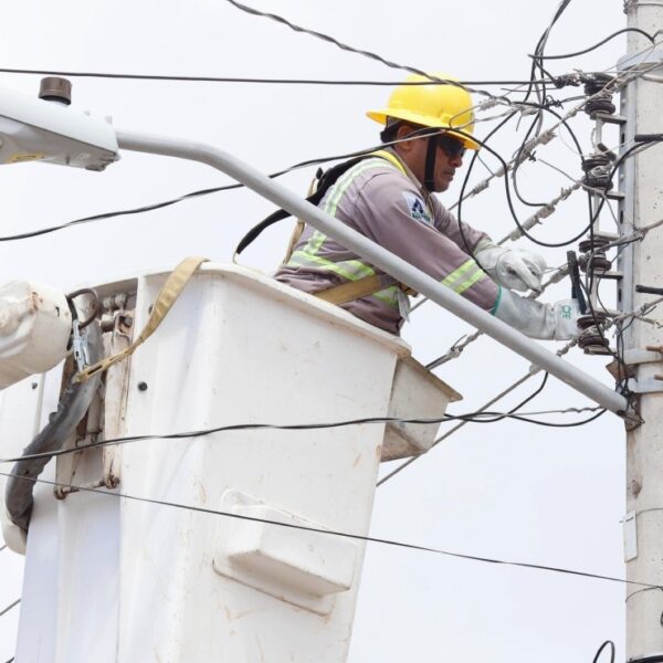 Colonias de Mérida se quedan sin luz por casi 24 horas