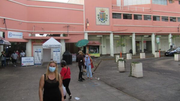 Anuncian ampliación de horarios en mercados de Mérida