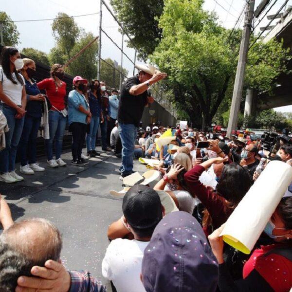 Advierte Salgado Macedonio, al INE: “si me voy yo, también se van ellos”