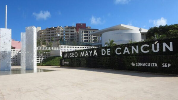 Por brote de covid-19, cierran Museo Maya de Cancún