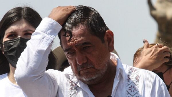 Advierte el INE a Morena no transmitir spots de Salgado