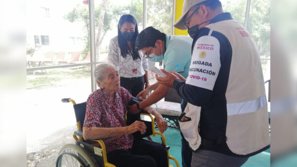 Aplicación de segunda dosis de vacuna covid-19 mañana