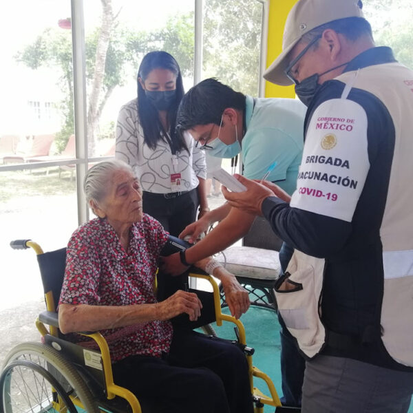 Aplicación de segunda dosis de vacuna covid-19 mañana