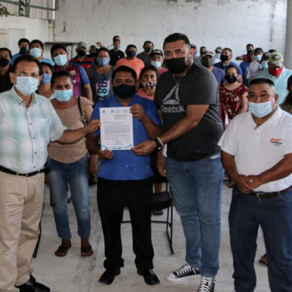 Entregan toma de nota a sindicato multigremios en Lázaro Cárdenas