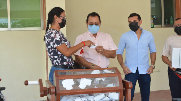 Celebran sorteo entre contribuyentes del predial en Felipe Carrillo Puerto