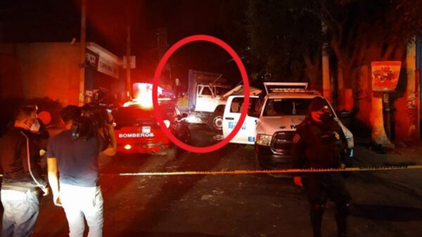 Chófer de tráiler ocasiona trágico accidente en Xochimilco; hay 3 muertos