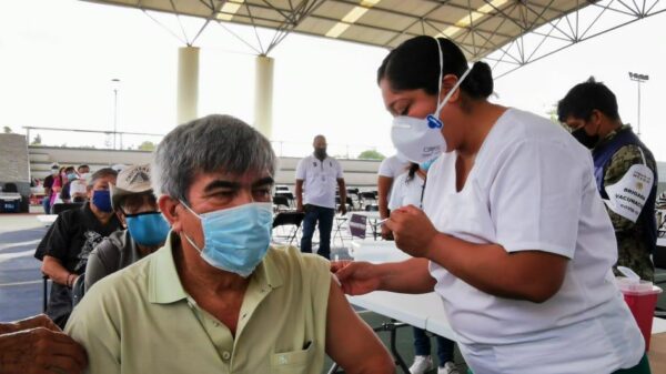 Fotos: Arranca jornada de vacunación extraordinaria en Cancún