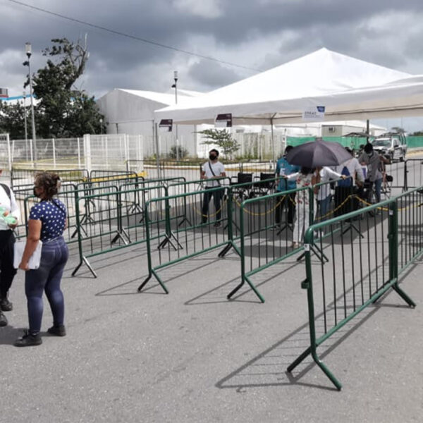 Desciende aforo en segundo día de vacunación covid en Cancún