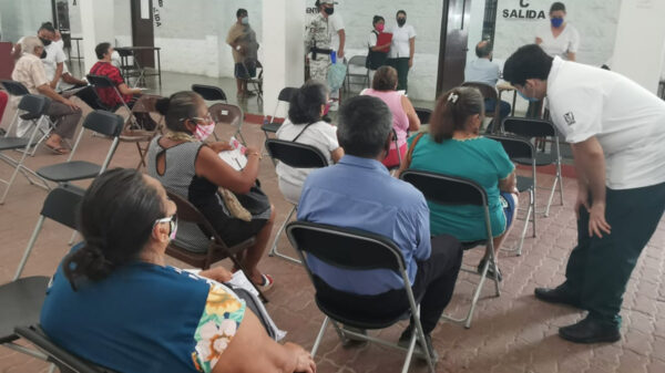 Baja afluencia en último día de vacunación covid-19 en Cancún
