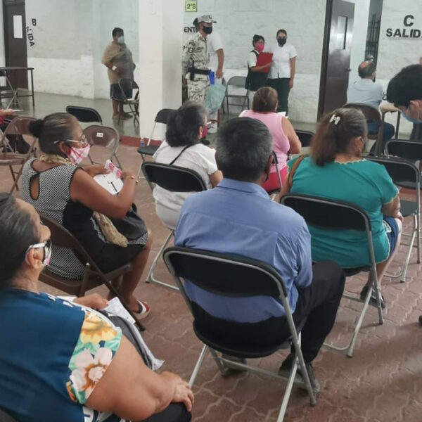 Baja afluencia en último día de vacunación covid-19 en Cancún