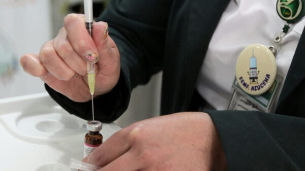 Participa IMSS en campaña de vacunación contra Sarampión, Rubéola y Parotiditis