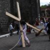 Celebran Viacrucis de Iztapalapa con fe esperando que Dios quite el virus