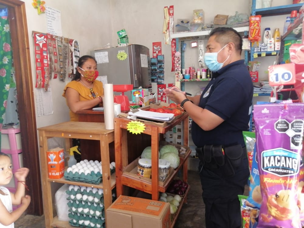 Pide la Policía de Lázaro Cárdenas que sigan respetando protocolos sanitarios; siguen latentes los contagios de Covid-19.