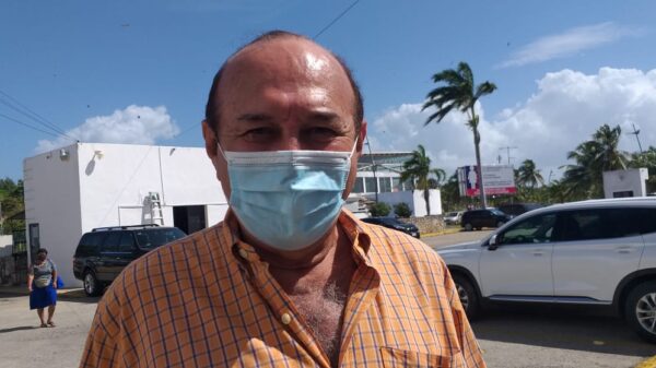 Pide el diputado Roberto Erales recapacitar la expulsión de Hernán Villatoro.