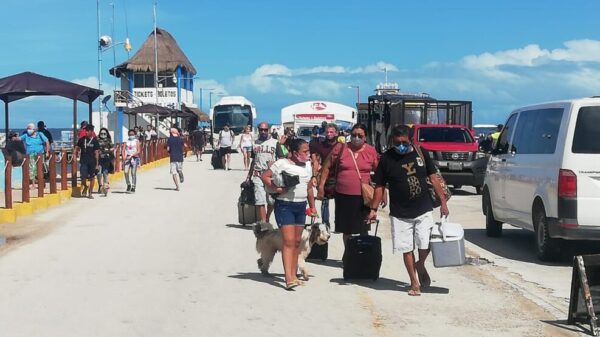 Realizan pruebas rápidas nasales de Covid-19 en Holbox.