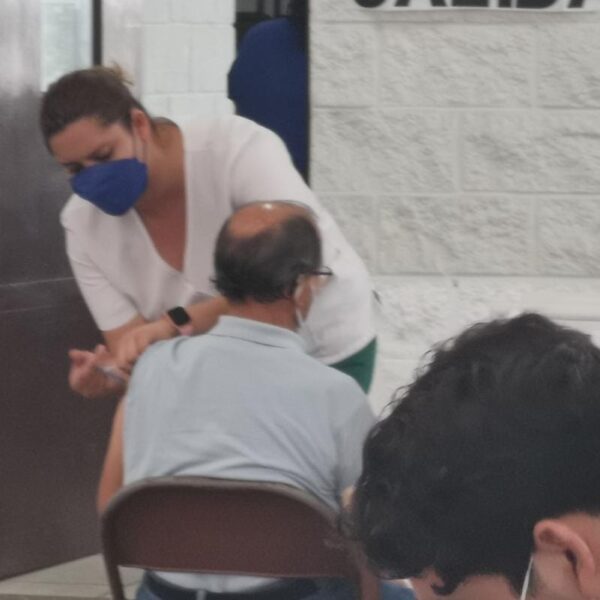 Sobraron más de 14 mil vacunas de AstraZeneca en Cancún.