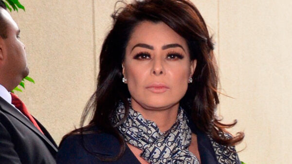 Yadhira Carrillo vuelve al trabajo aunque su esposo este en prisión