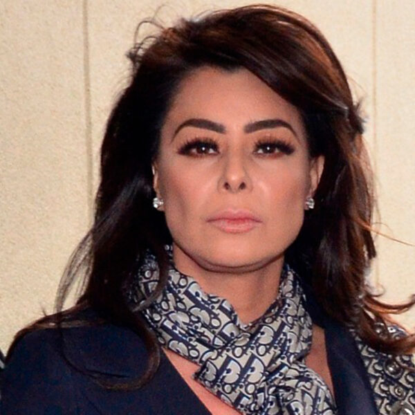 Yadhira Carrillo vuelve al trabajo aunque su esposo este en prisión