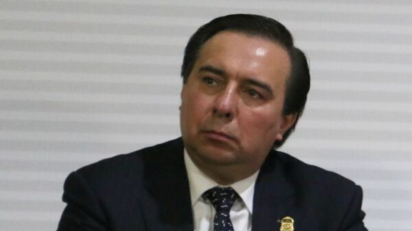 Nueva orden de aprehensión contra Zerón por tortura a “El Cepillo”