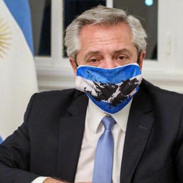 Presidente de Argentina se contagia de Covid-19 pese a estar vacunado