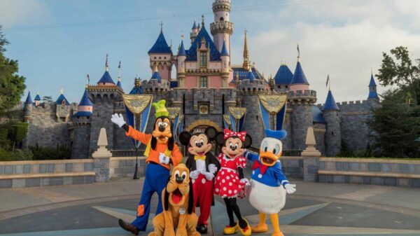 Disneyland en California reabre tras Covid-19