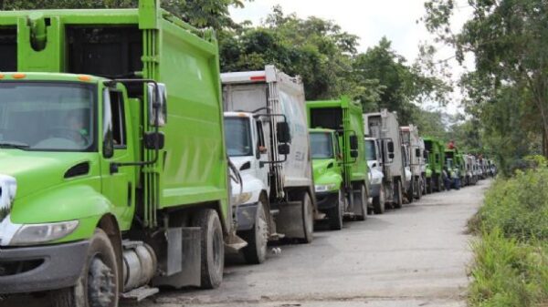 Ratifican a Intelligencia México como la empresa concesionada de la recoja de basura en Cancún.