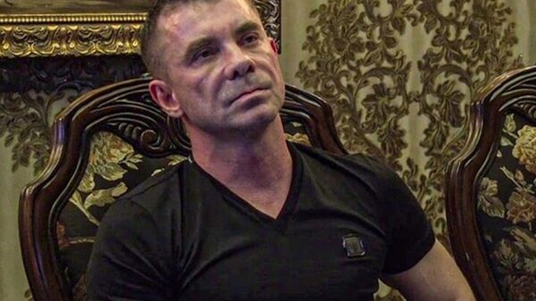 Frena juez la captura y deportación del empresario rumano Florian Tudor.