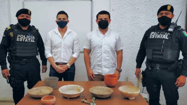 Piezas arqueológicas que eran vendidas por internet son recuperadas por el INAH