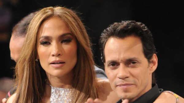 Jennifer Lopez se consuela en Marc Anthony tras romper con Alex Rodríguez