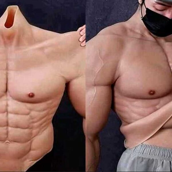 Ventas inesperadas registra el traje de músculos para hombres fabricado por la compañía China, Taobao, los usuarios dicen sentirse cómodos