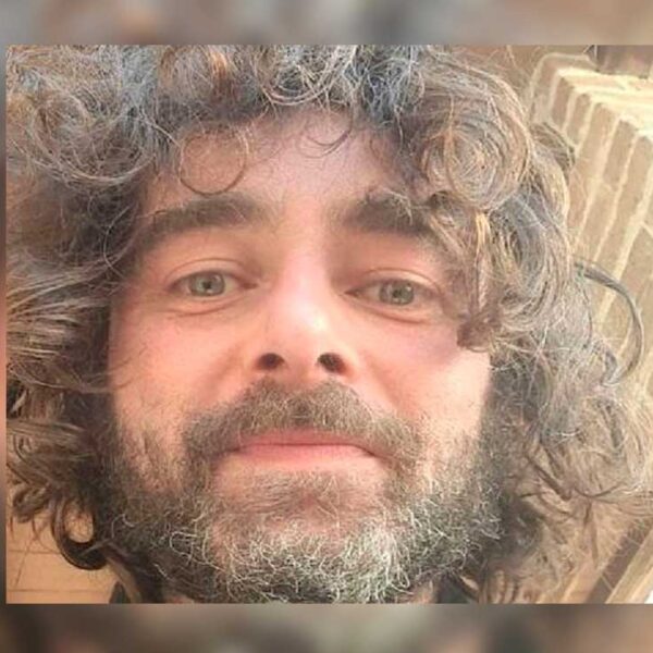 Dicen que no hay obstáculos para el amor, pero si lo ponen en duda, chequen la historia de este sacerdote.