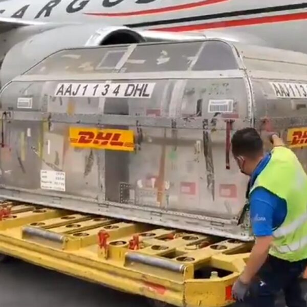 Llegan más 480 mil vacunas de Pfizer a México