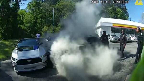 Un impresionante rescate llevó a cabo un grupo de oficiales del Departamento de Policía de Atlanta, Estados Unidos