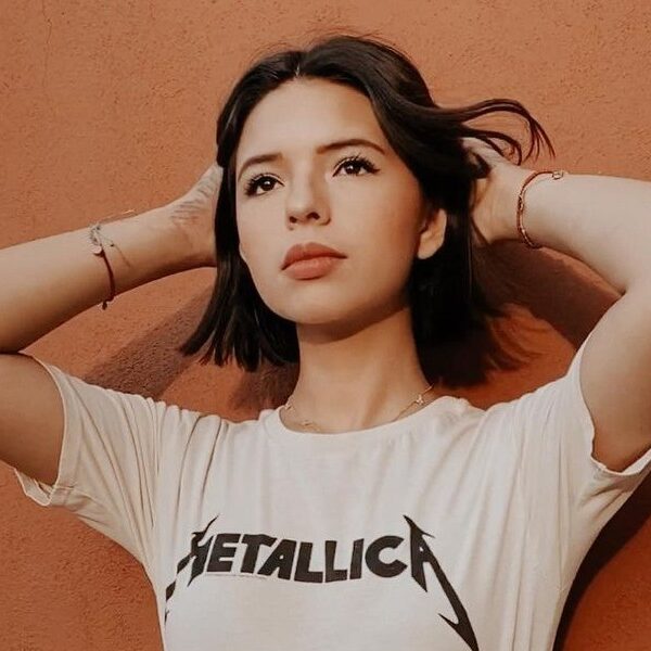 Ángela Aguilar responde a las personas que continua atándola por interpretación del Himno Nacional