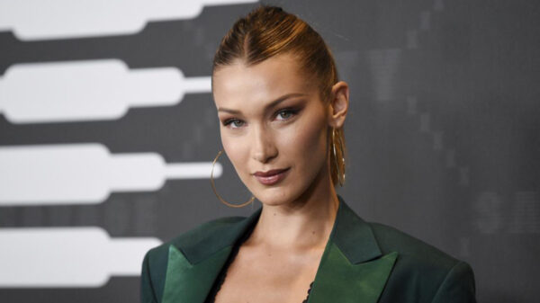 Bella Hadid sale en defensa de su pueblo de Palestina