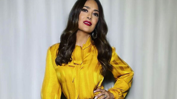 Salma Hayek revela que casi muere por el Covid-19