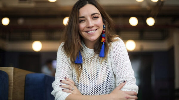 Regina Blandón causa revuelo al felicitar a su novio por su cumpleaños 45