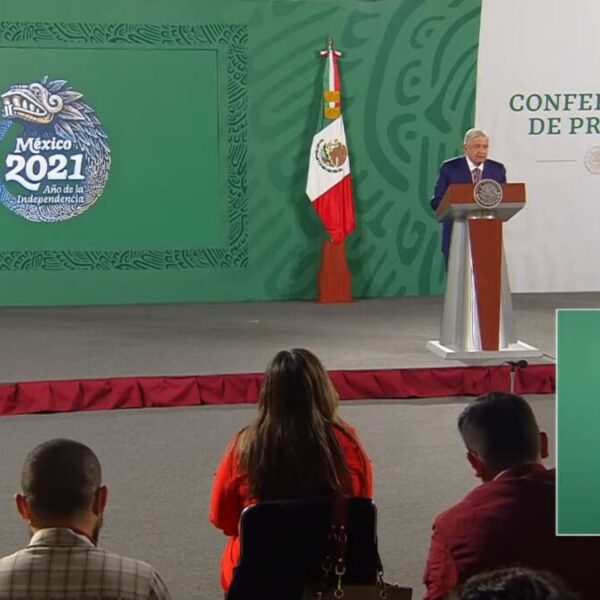 Llama AMLO a unos comicios en paz y sin fraude electoral